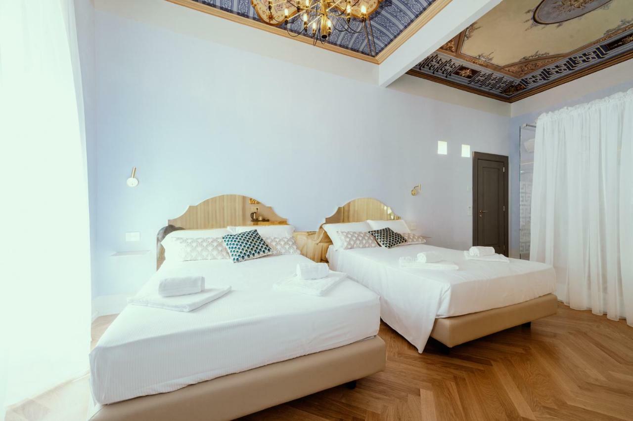Palazzo Dei Grifoni - Luxury Suites - سان بنيديتّو ديل ترونتو المظهر الخارجي الصورة