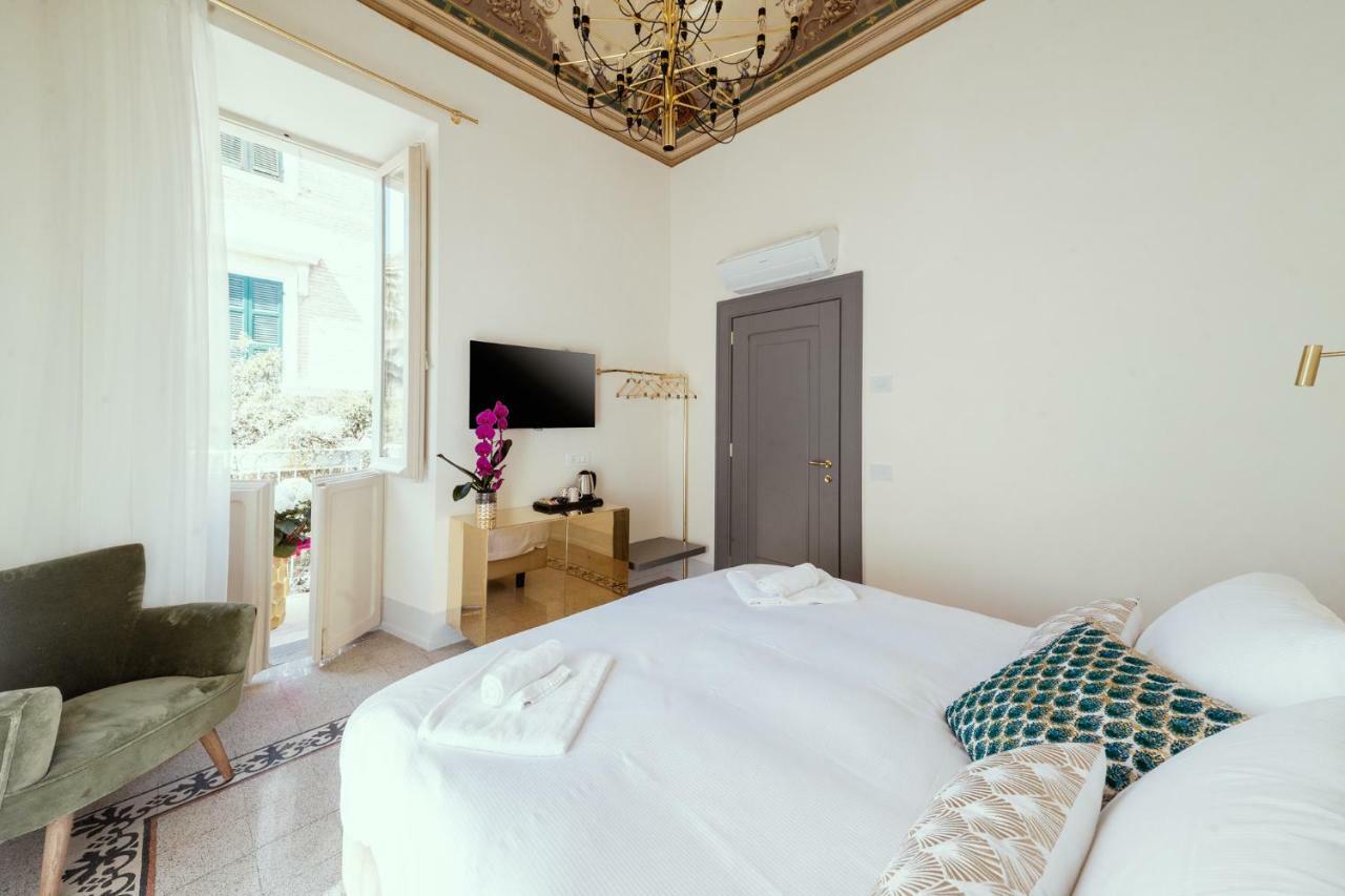 Palazzo Dei Grifoni - Luxury Suites - سان بنيديتّو ديل ترونتو المظهر الخارجي الصورة