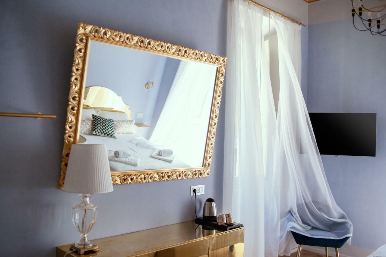 Palazzo Dei Grifoni - Luxury Suites - سان بنيديتّو ديل ترونتو المظهر الخارجي الصورة