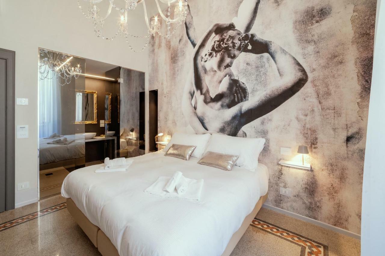 Palazzo Dei Grifoni - Luxury Suites - سان بنيديتّو ديل ترونتو المظهر الخارجي الصورة